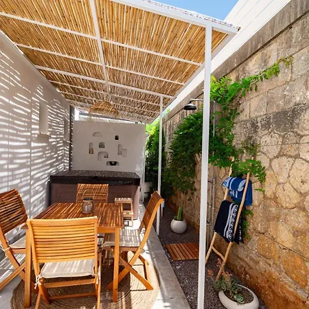 Casa Aive: Jacuzzi And Relax Villa