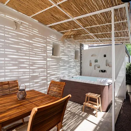 Casa Aive: Jacuzzi And Relax Vila