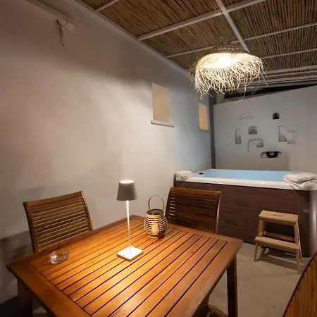 Casa Aive: Jacuzzi And Relax * Casteldaccia