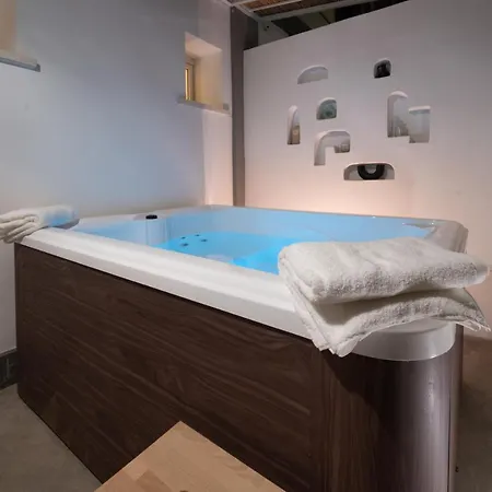 Vila Casa Aive: Jacuzzi And Relax *