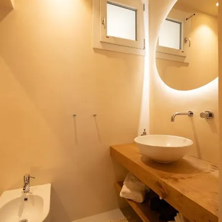 Casa Aive: Jacuzzi And Relax Vila Casteldaccia